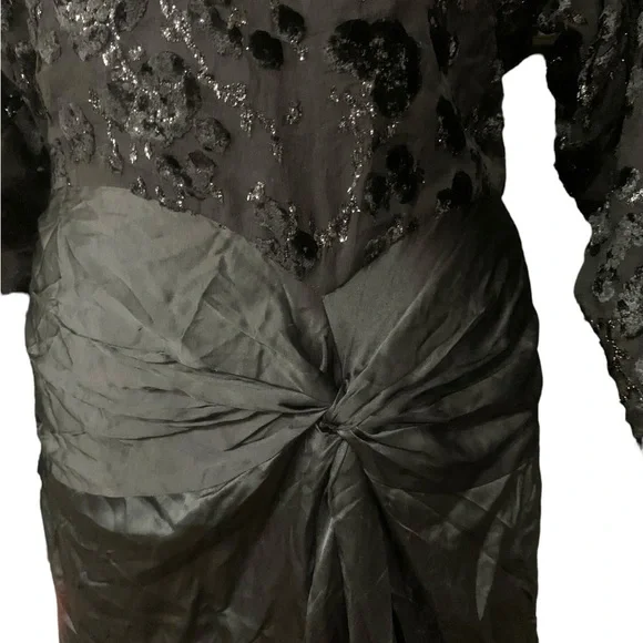 Vintage Saint Romei Black 100% pure Silk NWT  dress size 12 - Picture 2 of 9